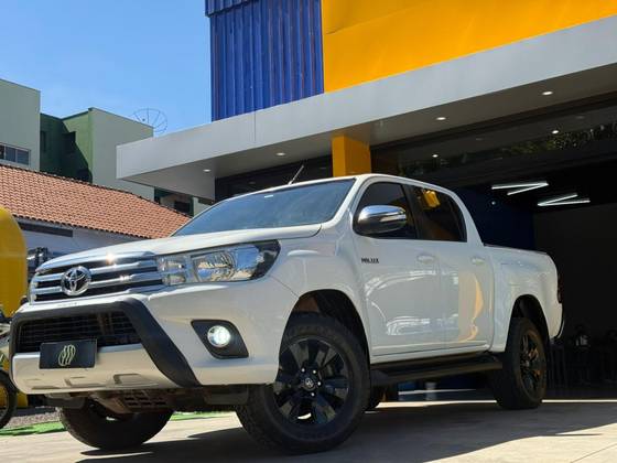 TOYOTA HILUX 2.7 SRV 4X4 CD 16V FLEX 4P AUTOMÁTICO